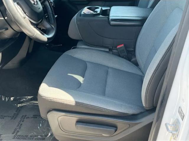 2023 Ram 1500 Big Horn Crew Cab 4x4 64 Box