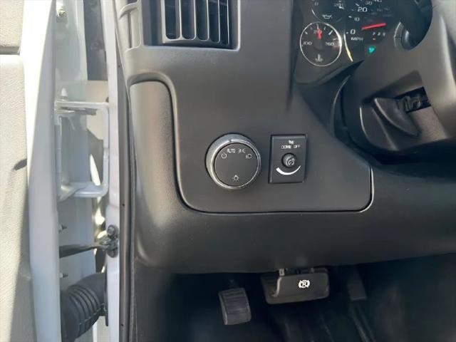 2025 GMC Savana Cargo RWD 2500 Regular Wheelbase Work Van