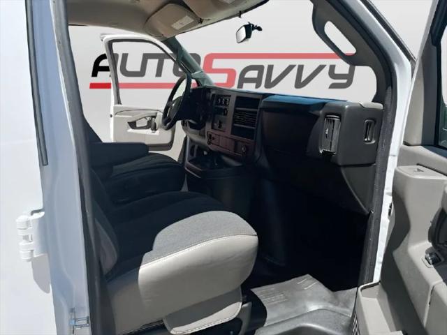 2025 GMC Savana Cargo RWD 2500 Regular Wheelbase Work Van
