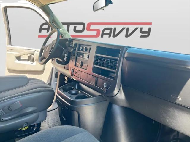 2025 GMC Savana Cargo RWD 2500 Regular Wheelbase Work Van