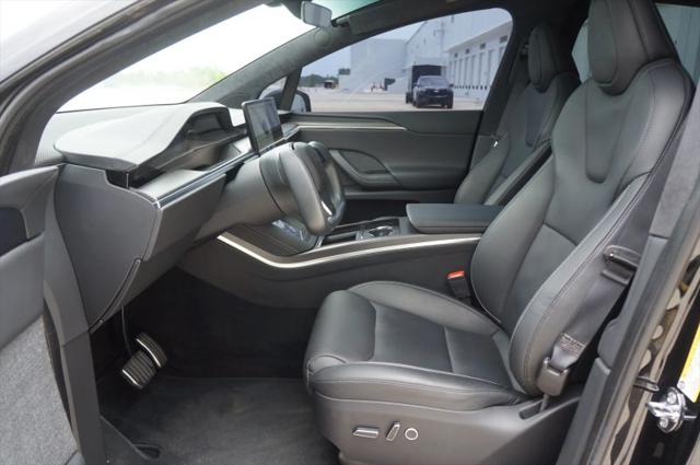 2024 Tesla Model X Plaid Tri Motor All-Wheel Drive