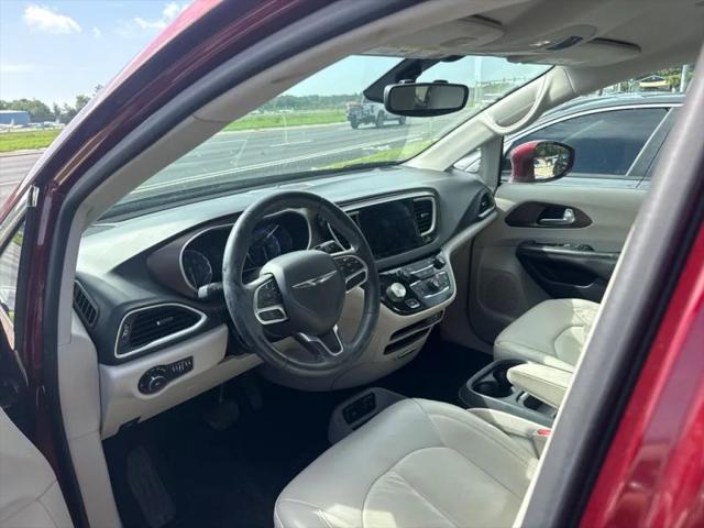 2017 Chrysler Pacifica Touring-L