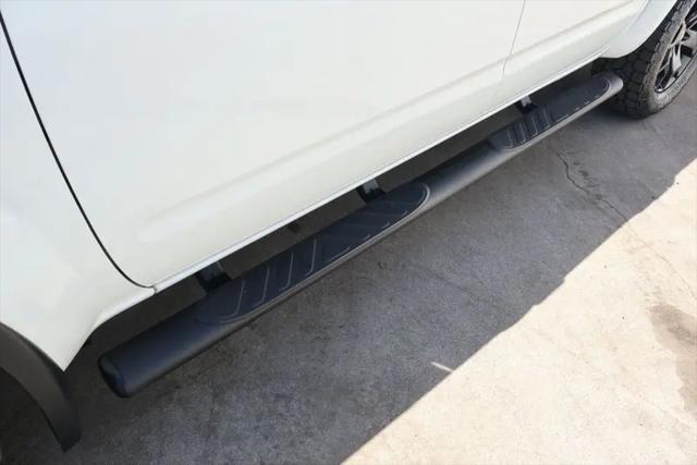 2021 Nissan Frontier Crew Cab SV 4x4