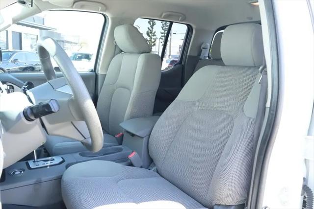 2021 Nissan Frontier Crew Cab SV 4x4