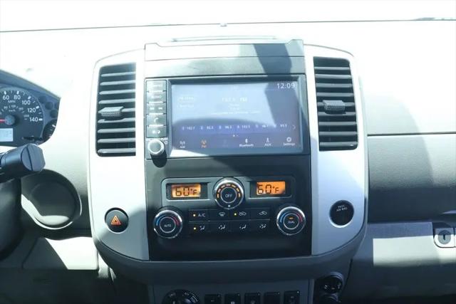 2021 Nissan Frontier Crew Cab SV 4x4