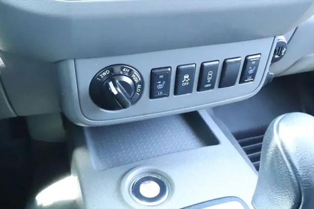 2021 Nissan Frontier Crew Cab SV 4x4