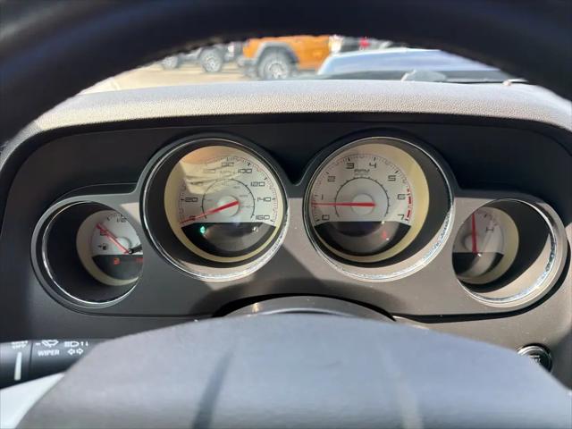 2013 Dodge Challenger R/T Plus