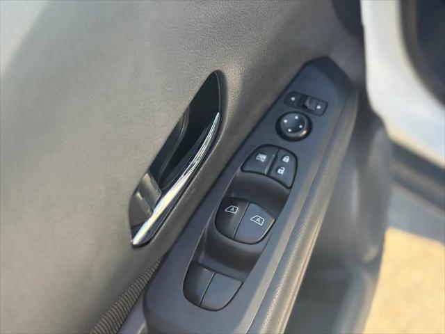 2021 Nissan Kicks SV Xtronic CVT