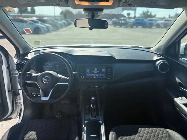 2021 Nissan Kicks SV Xtronic CVT