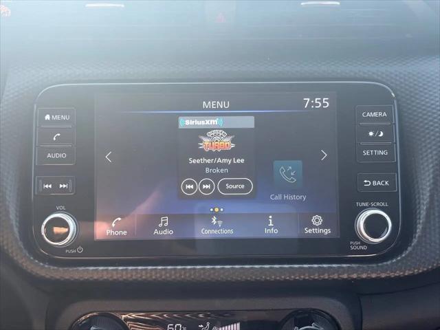 2021 Nissan Kicks SV Xtronic CVT