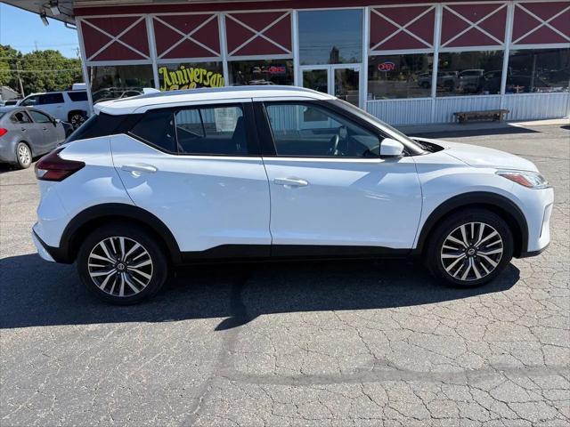2021 Nissan Kicks SV Xtronic CVT