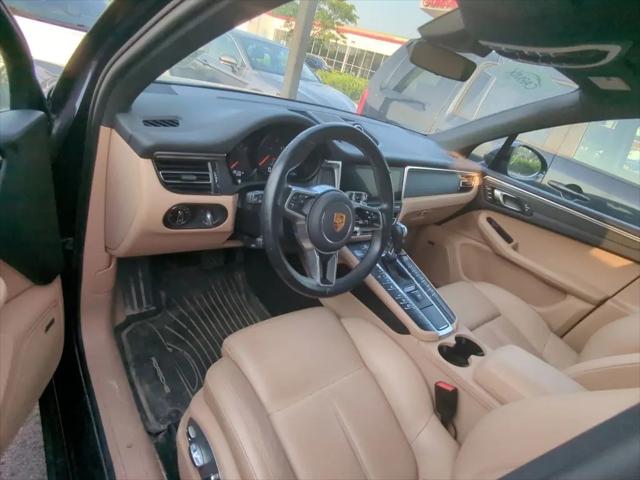 2021 Porsche Macan Macan