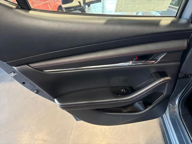 2023 Mazda Mazda3 2.5 S Carbon Edition