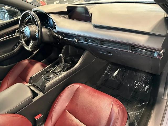 2023 Mazda Mazda3 2.5 S Carbon Edition