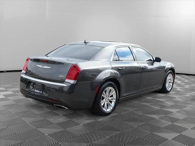 2021 Chrysler 300 Touring L