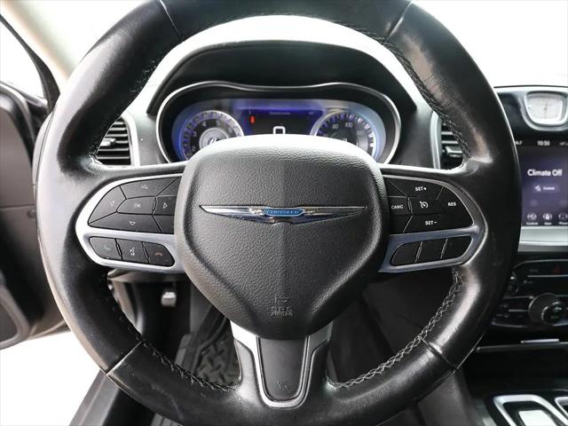 2021 Chrysler 300 Touring L