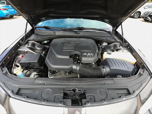 2021 Chrysler 300 Touring L
