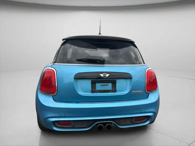 2016 MINI Hardtop Cooper S