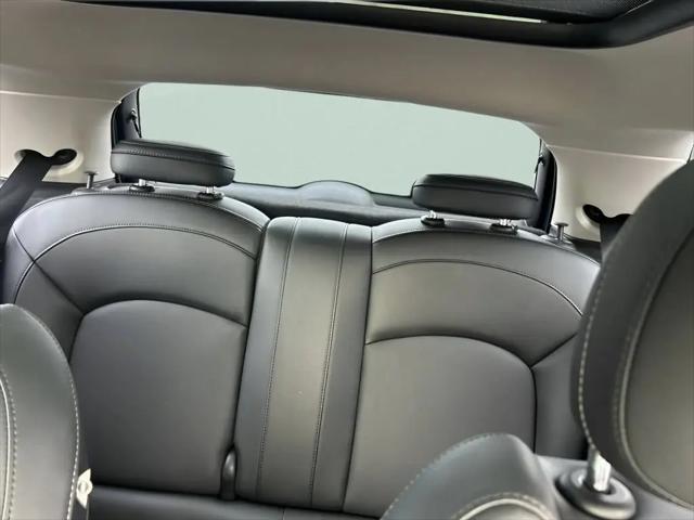 2016 MINI Hardtop Cooper S