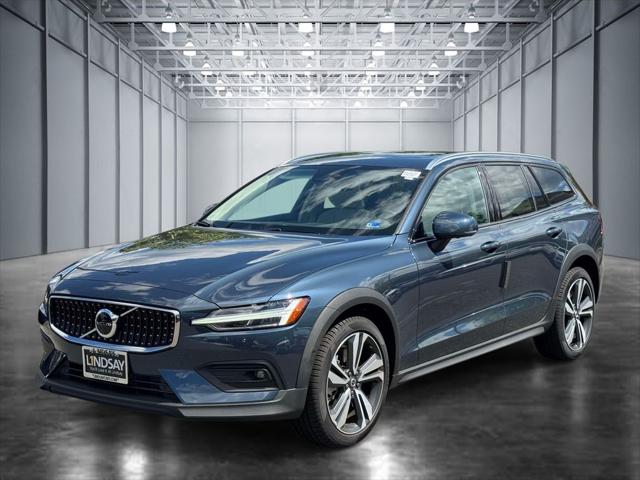 2026 Volvo V60 Cross Country Plus, B5 AWD Gas (mild hybrid) for sale in Alexandria, VA