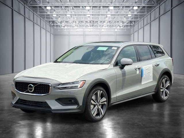 2026 Volvo V60 Cross Country Plus, B5 AWD Gas mild hybrid for sale in Alexandria, VA