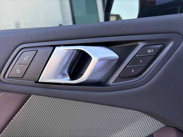 2025 BMW Coupe xDrive