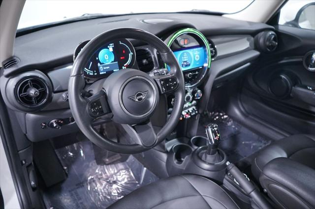 2024 MINI Hardtop Cooper