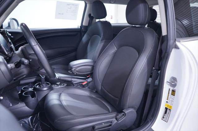 2024 MINI Hardtop Cooper