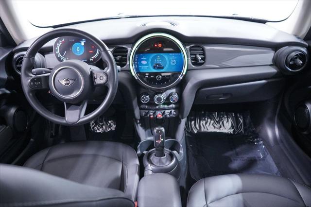 2024 MINI Hardtop Cooper