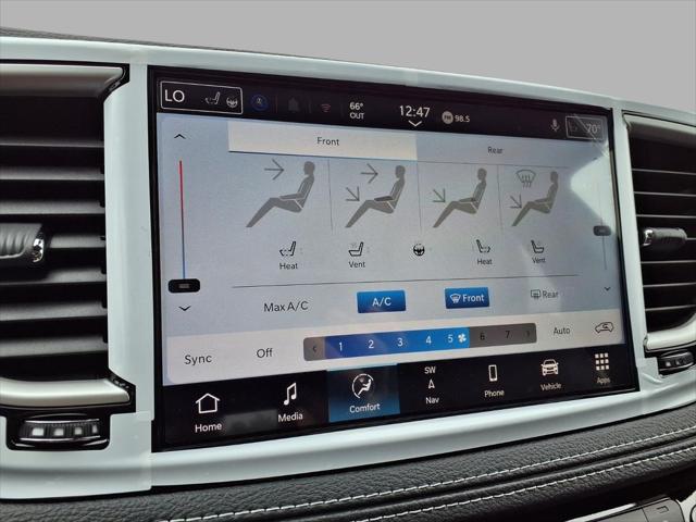 2027 Chrysler Pacifica Limited
