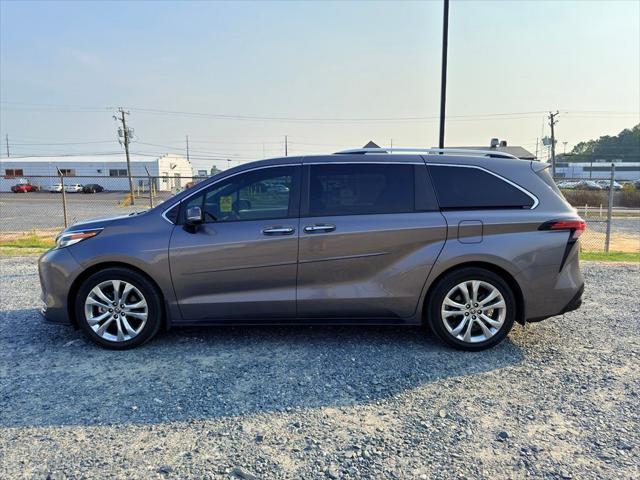 2022 Toyota Sienna Platinum 2022 Toyota Sienna Platinum