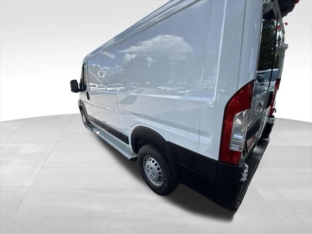 2025 RAM ProMaster 2500 Cargo Van Tradesman Low Roof 136 WB w/Pass Seat