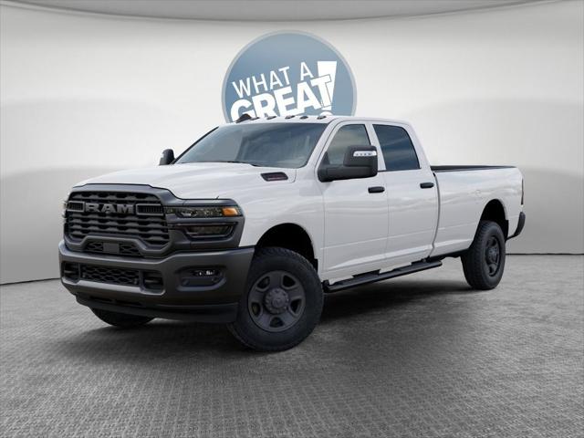 2026 RAM 2500 Tradesman Crew Cab 4x4 8 Box