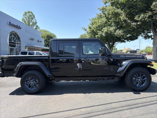 2026 Jeep Gladiator 85th Anniversary Edition 4x4 2026 Jeep Gladiator 85th Anniversary Edition 4x4