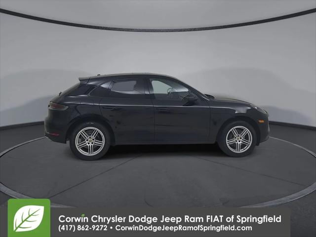 2020 Porsche Macan Base