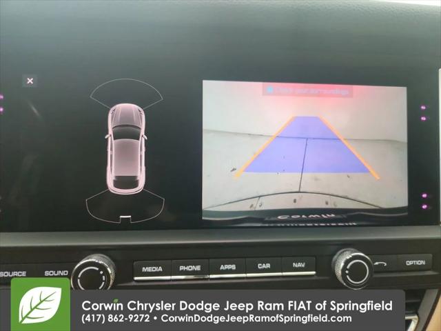 2020 Porsche Macan Base