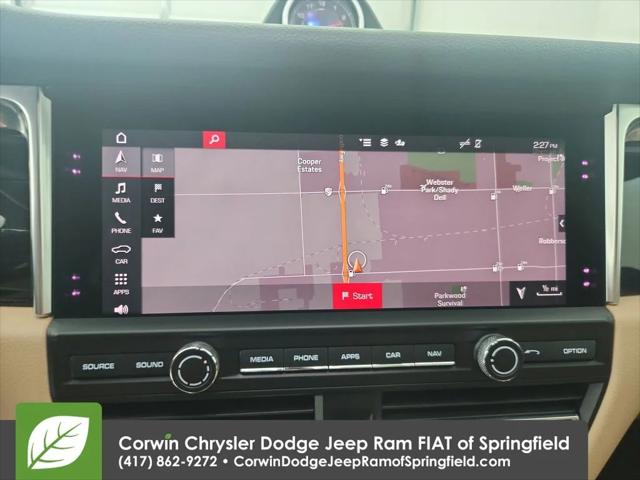 2020 Porsche Macan Base