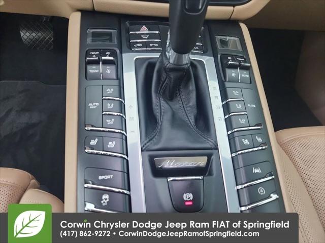 2020 Porsche Macan Base