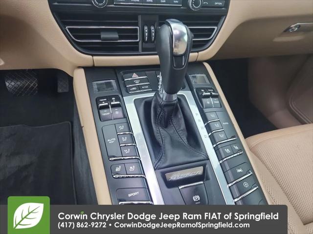 2020 Porsche Macan Base