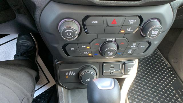2023 Jeep Renegade Latitude 4x4