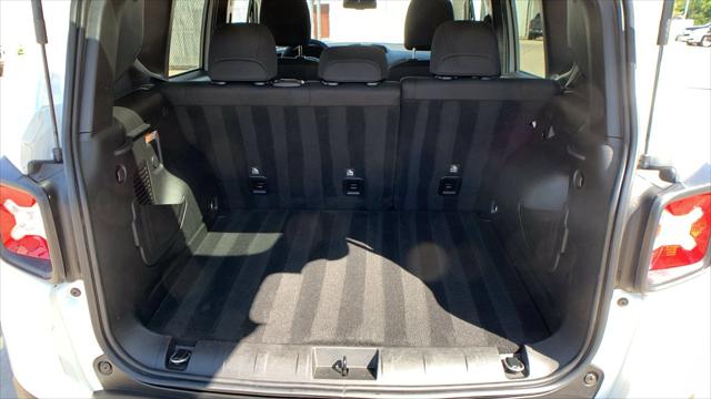 2023 Jeep Renegade Latitude 4x4