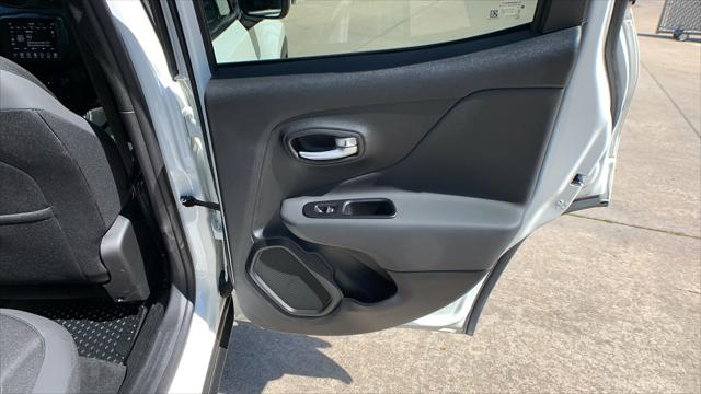 2023 Jeep Renegade Latitude 4x4