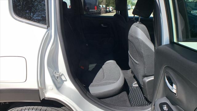 2023 Jeep Renegade Latitude 4x4