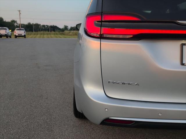 Used 2024 Chrysler Pacifica Touring L For Sale in Jackson, MI