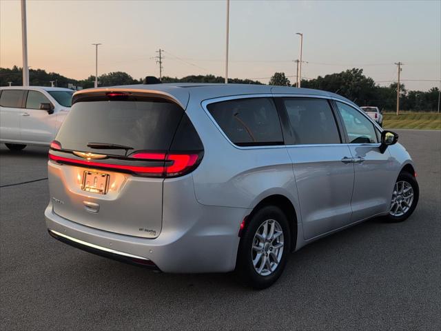 Used 2024 Chrysler Pacifica Touring L For Sale in Jackson, MI