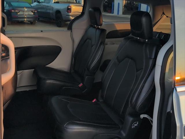 Used 2024 Chrysler Pacifica Touring L For Sale in Jackson, MI