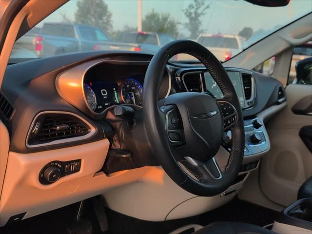 Used 2024 Chrysler Pacifica Touring L For Sale in Jackson, MI