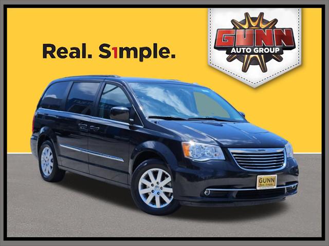 2016 Chrysler Town & Country Touring for sale in Selma, TX