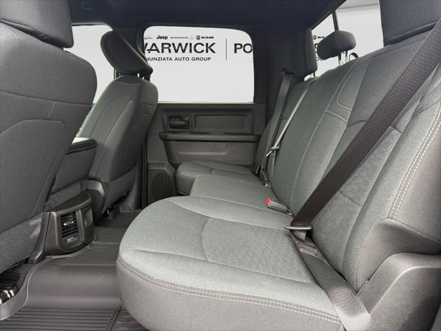 2026 Ram 2500 Black Express Crew Cab 4x4 64 Box