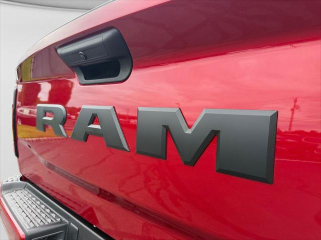 2026 Ram 2500 Black Express Crew Cab 4x4 64 Box